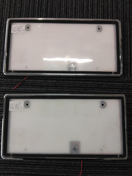 车牌框 LED发光式照明器 【12V】2个（二手）