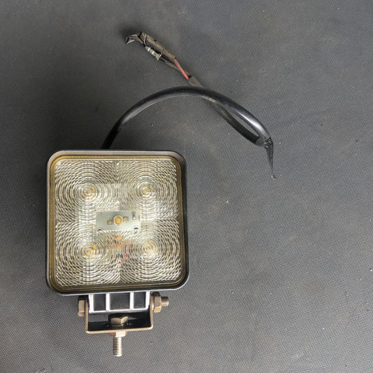 作業灯 ワークライト 補助灯 角型　【動作確認済み】（中古）