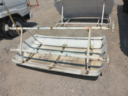 トラック　風防　導風板　５　（中古）
