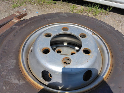 弥富纏め売り タイヤ DUNLOP 205/80r 17.5 ６本　ホイール付き17.5×6.00　６穴（中古）