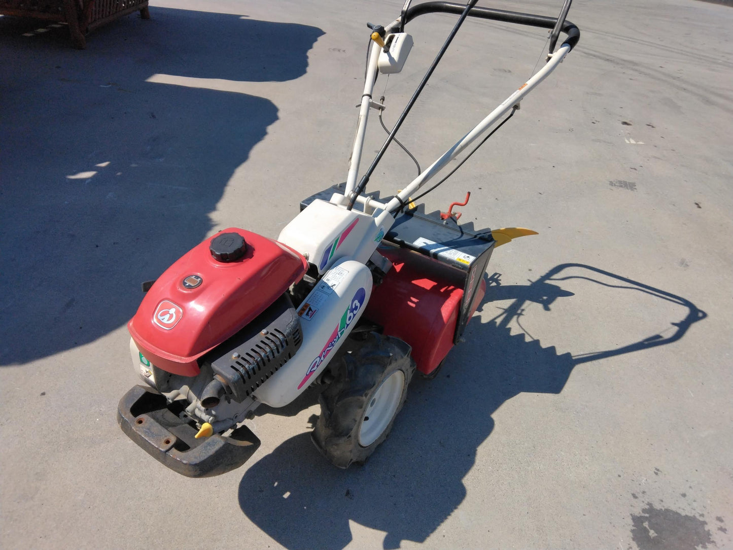 農機具   歩行型トラクター　ISEKI  KCR63-HX 農機具   (中古）