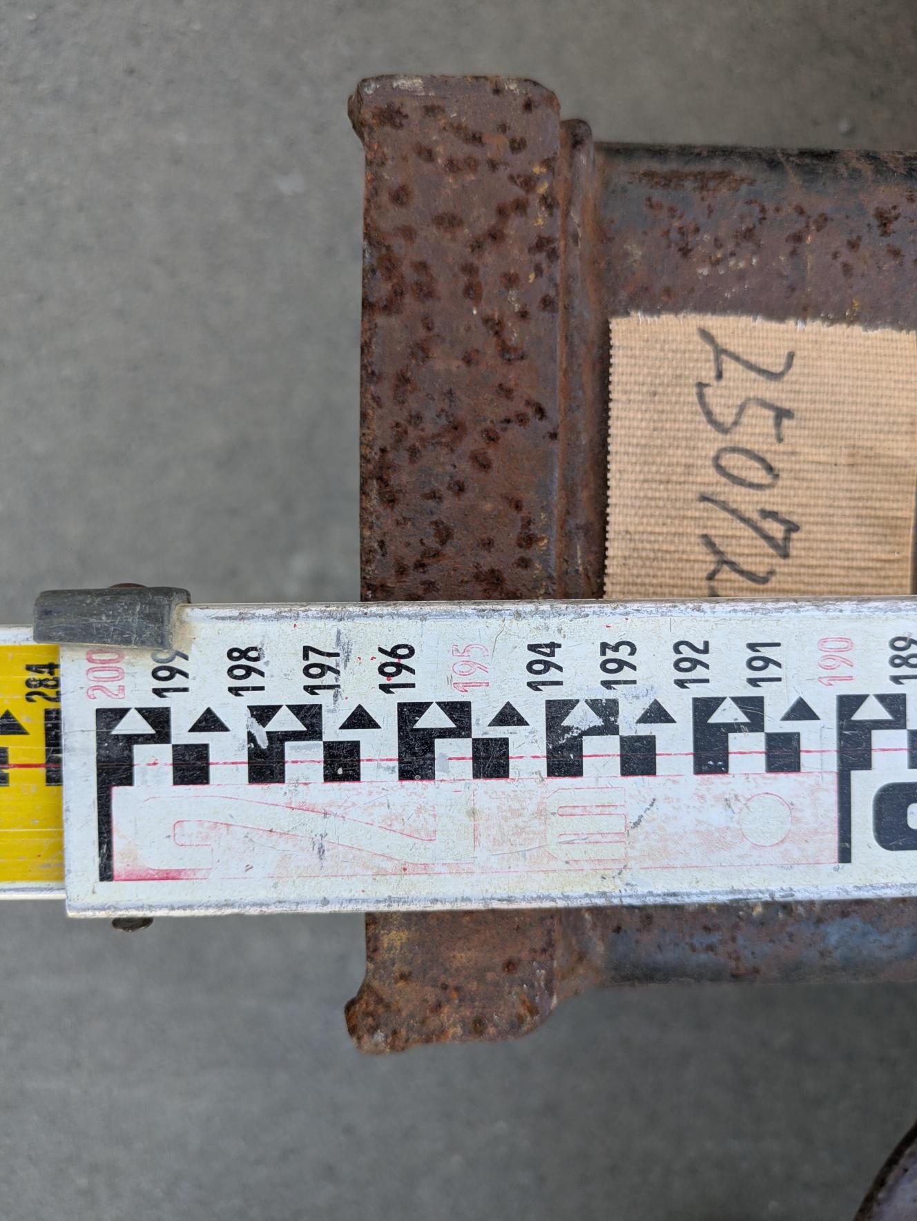 サヤ　フォークリフトFG14-14で使用　全長：約286cm　2本セット （中古）