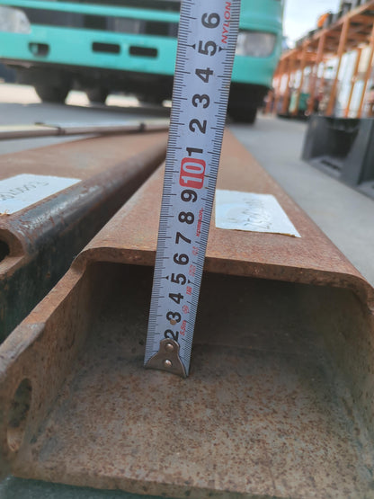 サヤ　フォークリフト用　2トンで使用　全長：190約cm　2本セット （中古）