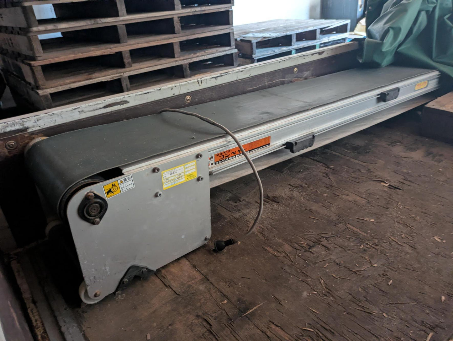 コンベア　ベルトコンベア　マルヤス機械　長さ：6070mm　幅:300mm　【動作確認済み】（中古）