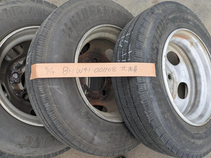 タイヤ　ノーマルタイヤ　6本　BRIDGESTONE（ブリヂストン）205/80R17.5　R205（中古）