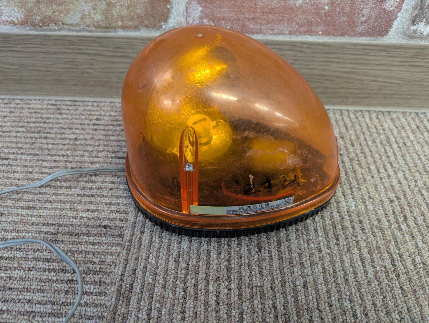 パトランプ　（パトライト）FLASH　BALL　RWM-24 0.9A/24V（中古）