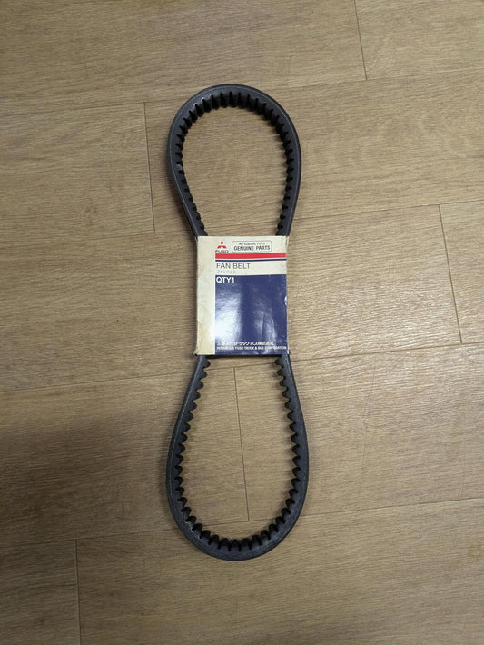 オルタネーターベルト（Vベルト）　三菱ふそう　純正　MH014453（中古）