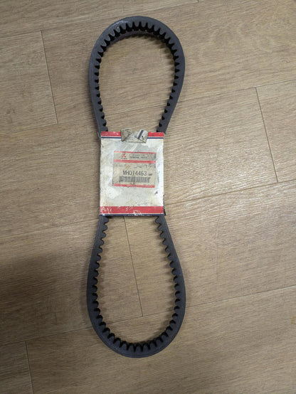 オルタネーターベルト（Vベルト）　三菱ふそう　純正　MH014453（中古）