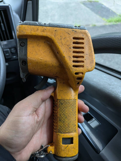 ラジコン　古河ユニック　【通電確認済】取り外し：ユニック　クレーン　URA374（中古）