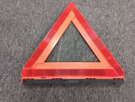 三角板　QKG-CXZ77ATから取り外し    (中古)