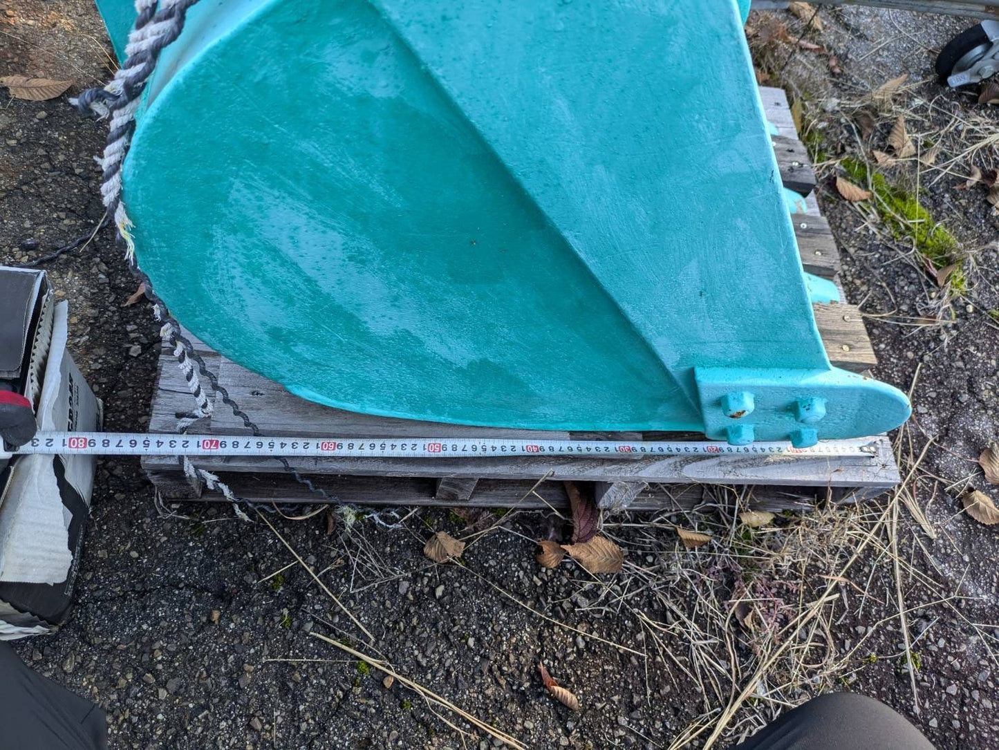 バケット　油圧ショベルバケツ　アーム幅：20cm ピン径：（中古）