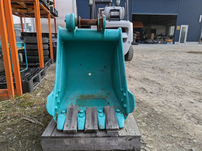 バケット　油圧ショベルバケツ　アーム幅：20cm ピン径：（中古）