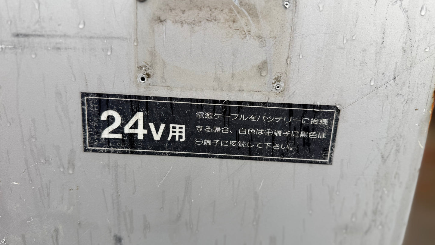 タンク　タツノ 最大 1900L デジタルメーター　24V用 灯油 XZU308で使用（動作確認済み）（中古）