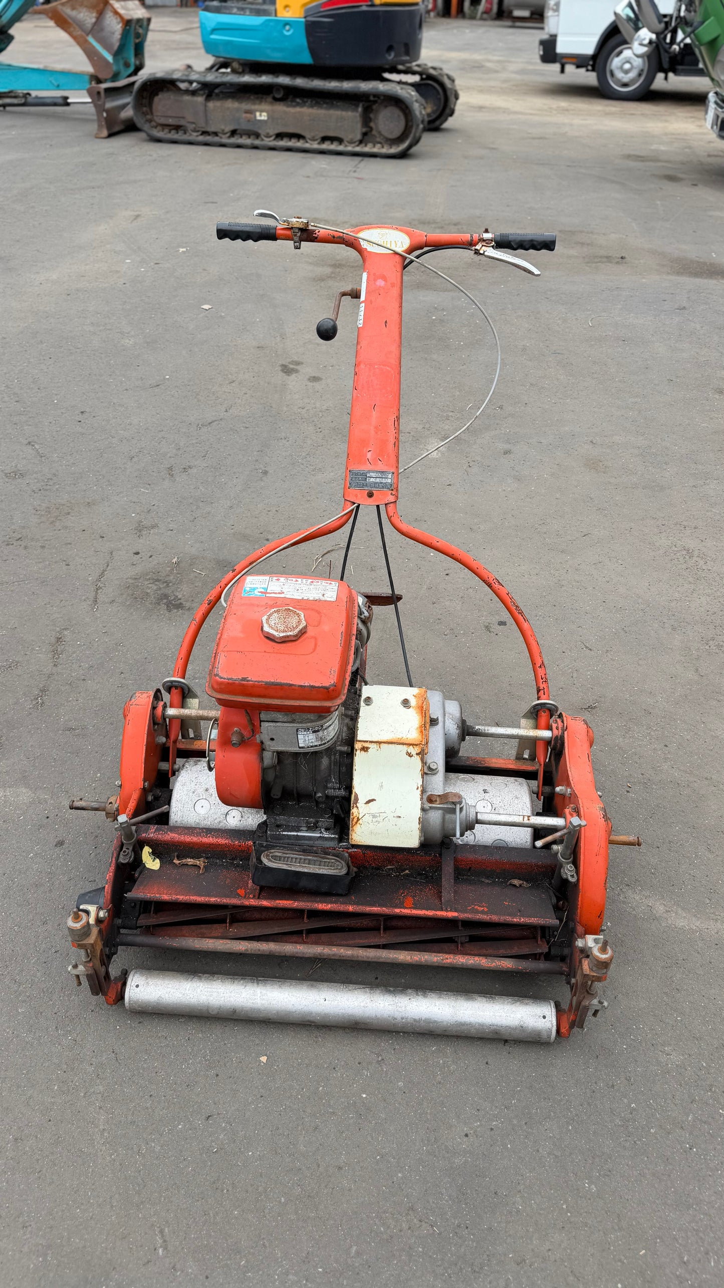 芝刈り機　TSUCHIYA GS-26SB EY15 Robin ロビン 不動　（中古）