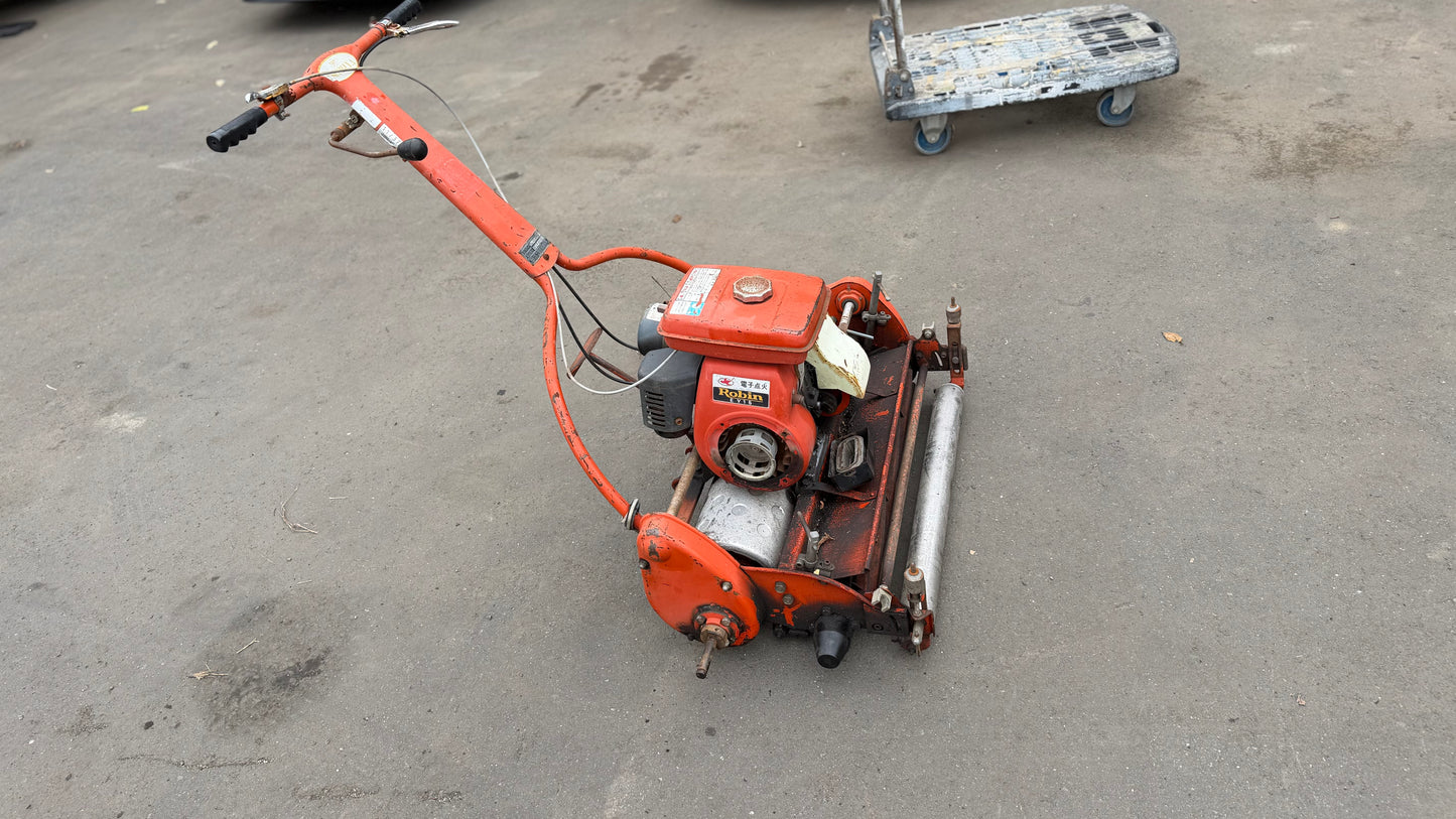 芝刈り機　TSUCHIYA GS-26SB EY15 Robin ロビン 不動　（中古）
