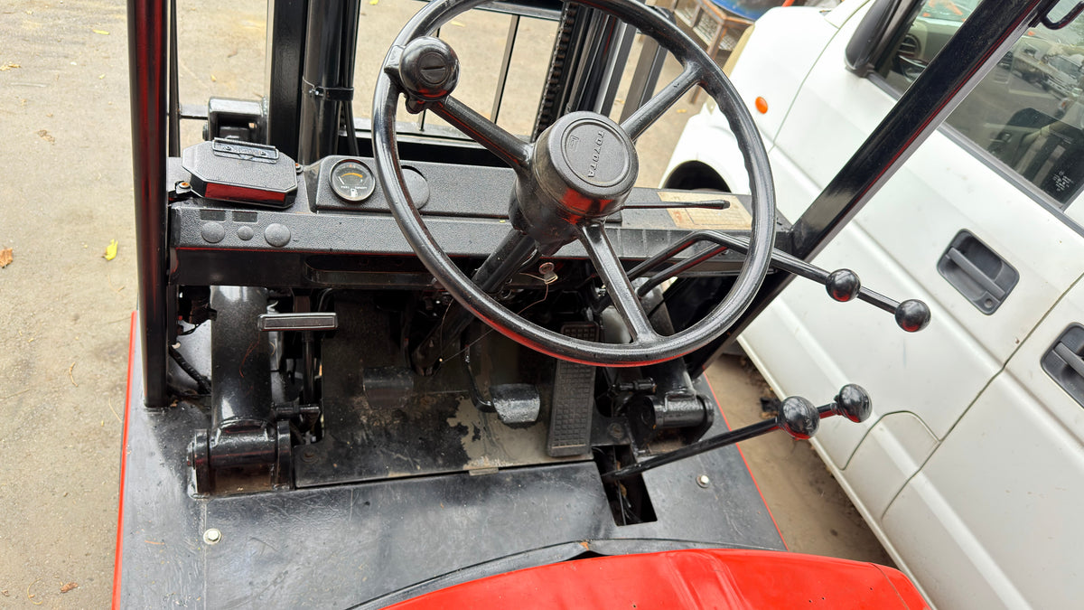 フォークリフト  トヨタ　4FGL15　ガソリン車 最大荷重: 1,500 kg(1.5t）【動作確認済み】（中古）