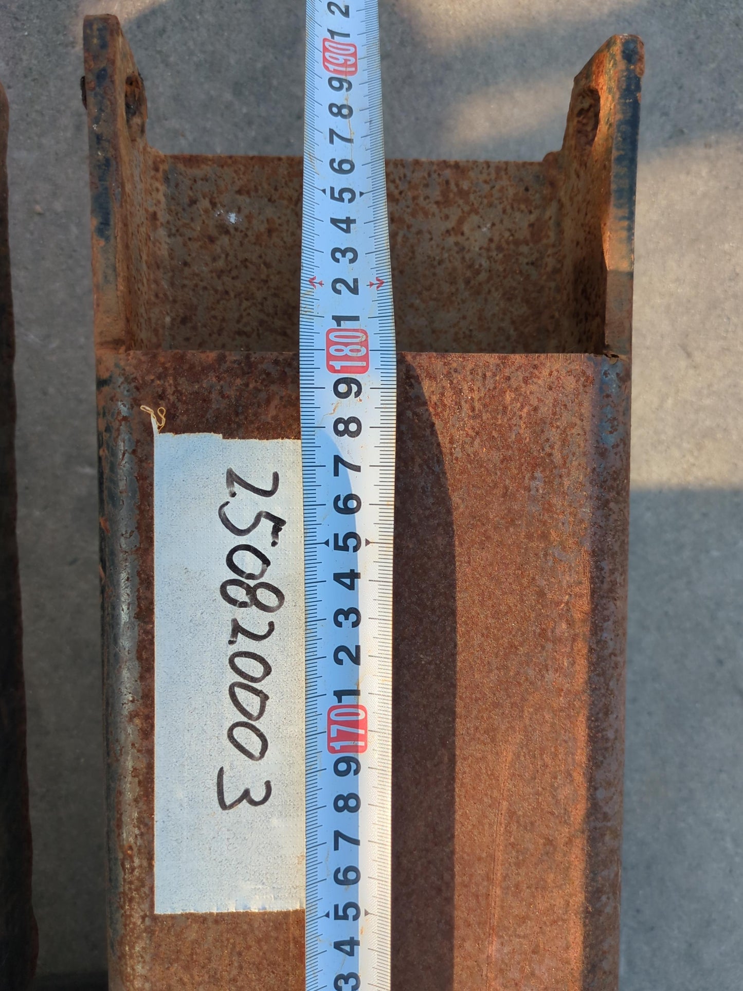 サヤ　フォークリフト用　2トンで使用　全長：190約cm　2本セット （中古）