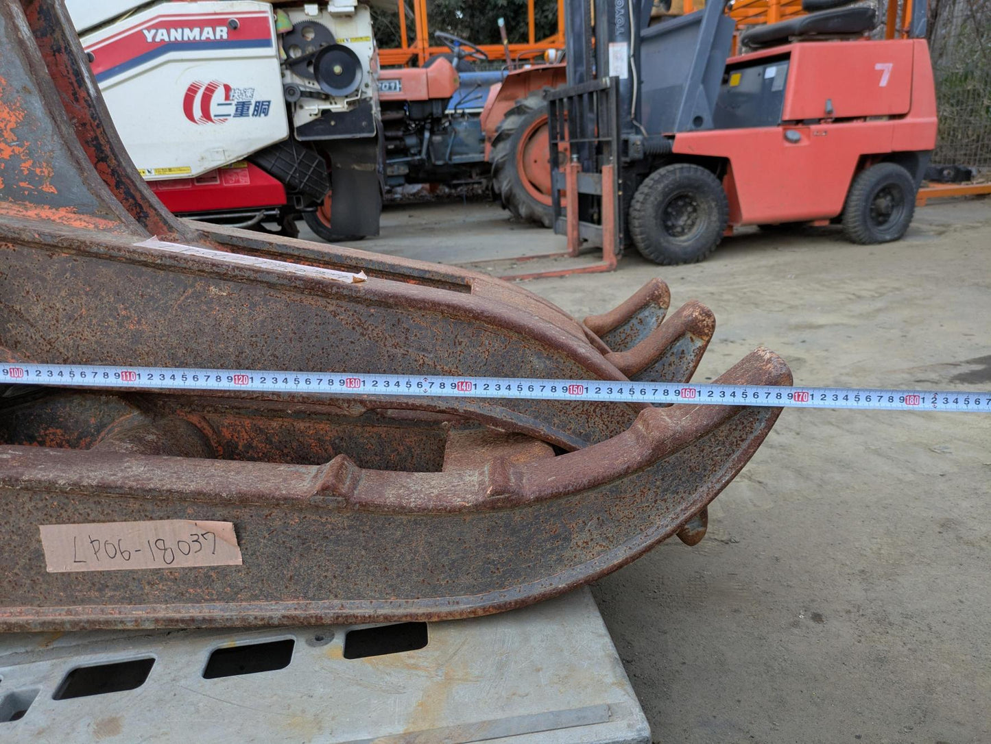 フォークグラップル　フォーク　ハサミ 　ピン径:32.9mm アーム幅:330mm（中古）