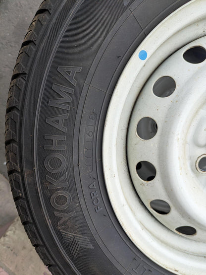 タイヤ　ノーマルタイヤ　4本　ヨコハマ　JOB RY52　145R12/6PR LT（中古）
