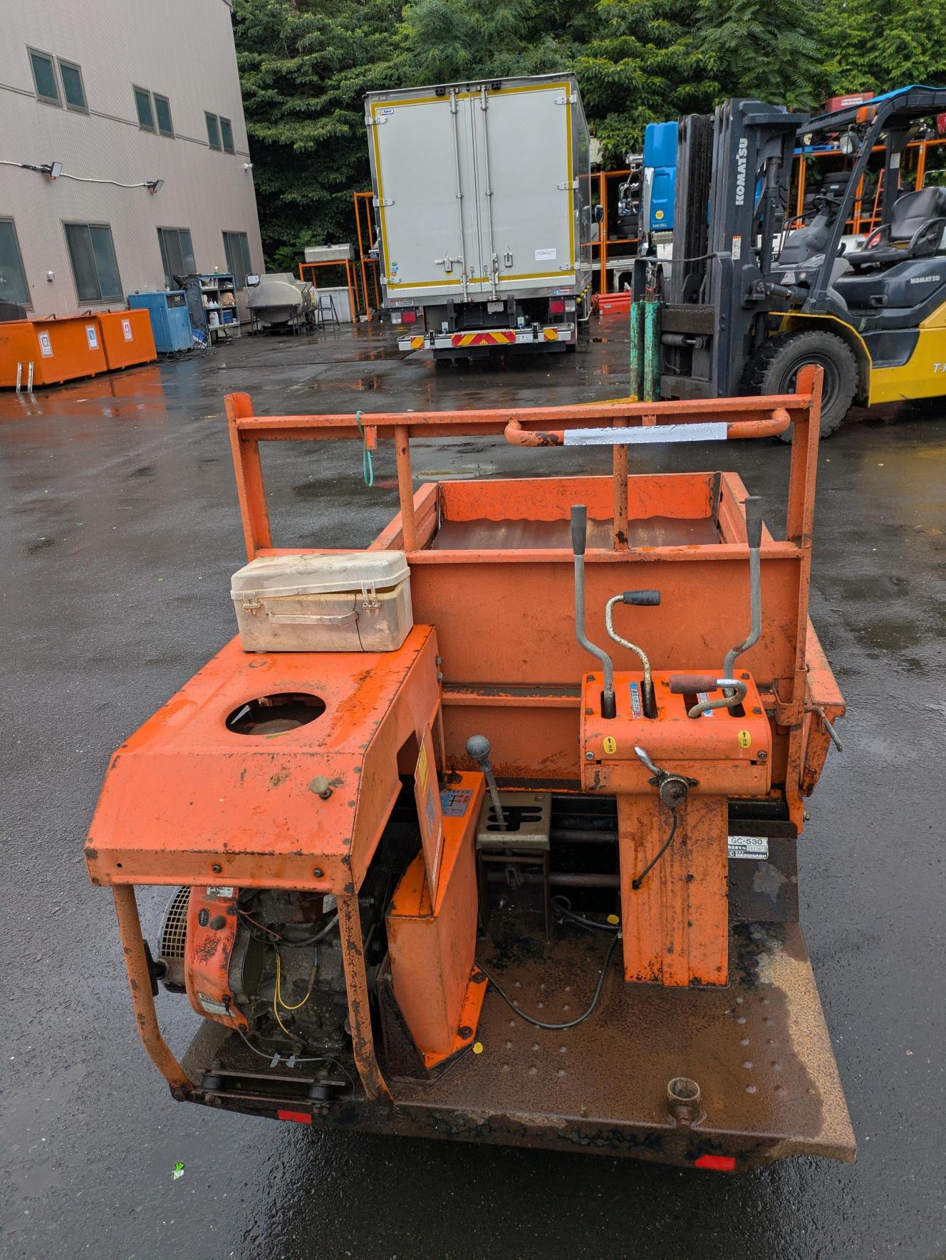 運搬機　クローラー　クボタ　GC-530　（中古）