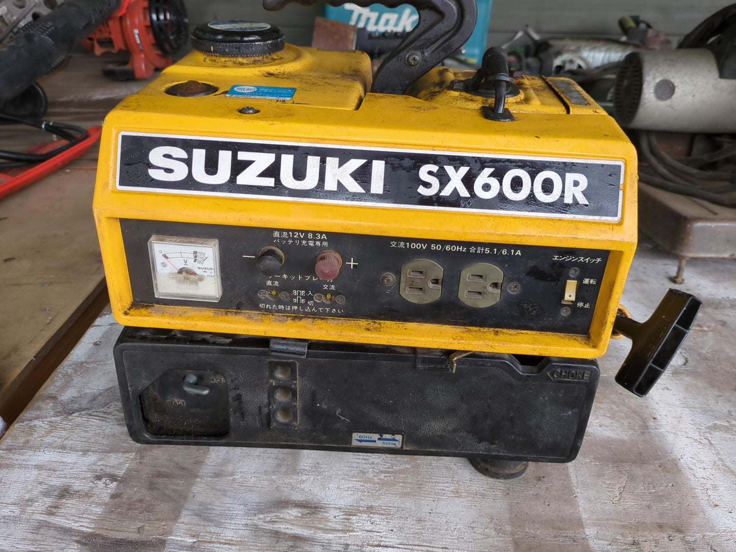 発電機　スズキ　SX600R 　ポータブル発電機　100V 12Vバッテリー充（中古）