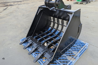 バケット　油圧ショベルバケツ　スケルトンバケット　アーム幅：200mm　ピン径：65mm（中古）