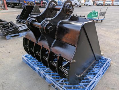 バケット　油圧ショベルバケツ　スケルトンバケット　アーム幅：200mm　ピン径：65mm（中古）