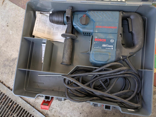 ハンマードリル　ボッシュ　GBH 4DFE　100V/750W 30mm最大穴あけ【動作確認済】（中古）