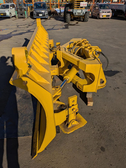 コマツ WA100 -3E 用 油圧スノープラウ 除雪ブレード【油圧作動OK】【茨城県坂東市】（中古）