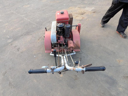 芝刈機　芝刈り機　草刈機　草刈り機　自走式　共栄社　バロネス【動作確認済】（中古）