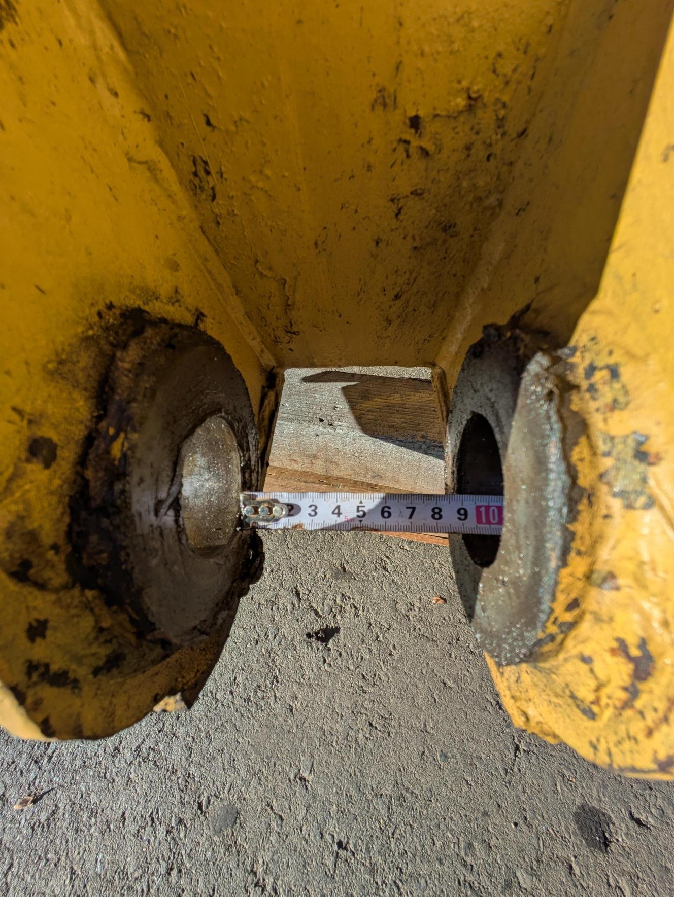 コマツ WA100 -3E 用 油圧スノープラウ 除雪ブレード【油圧作動OK】【茨城県坂東市】（中古）