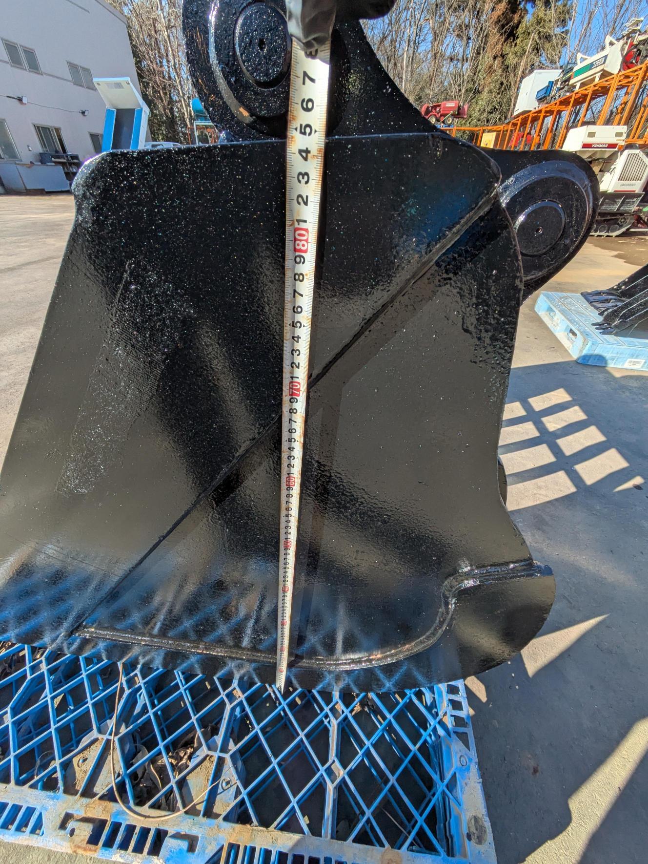 バケット　油圧ショベルバケツ　スケルトンバケット　アーム幅：200mm　ピン径：65mm（中古）