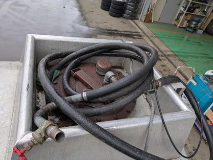 タンク　軽油/灯油タンク　タンクとホースのみ　ポンプ無し　容量約　2000L （中古）