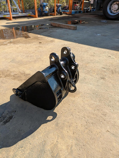 バケット　スケルトンバケツ　アーム幅：130mm　ピン径：30mm （中古）