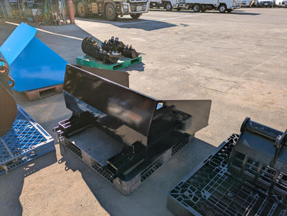 バケット　フォークリフト用　トヨタ　7FBE15で使用　ピン径：20mm　差込口の高さ：55mm　（中古）