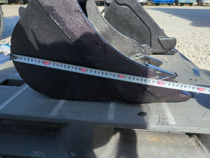 バケット　油圧ショベル　アーム幅：100mm　ピン径：25mm（中古）