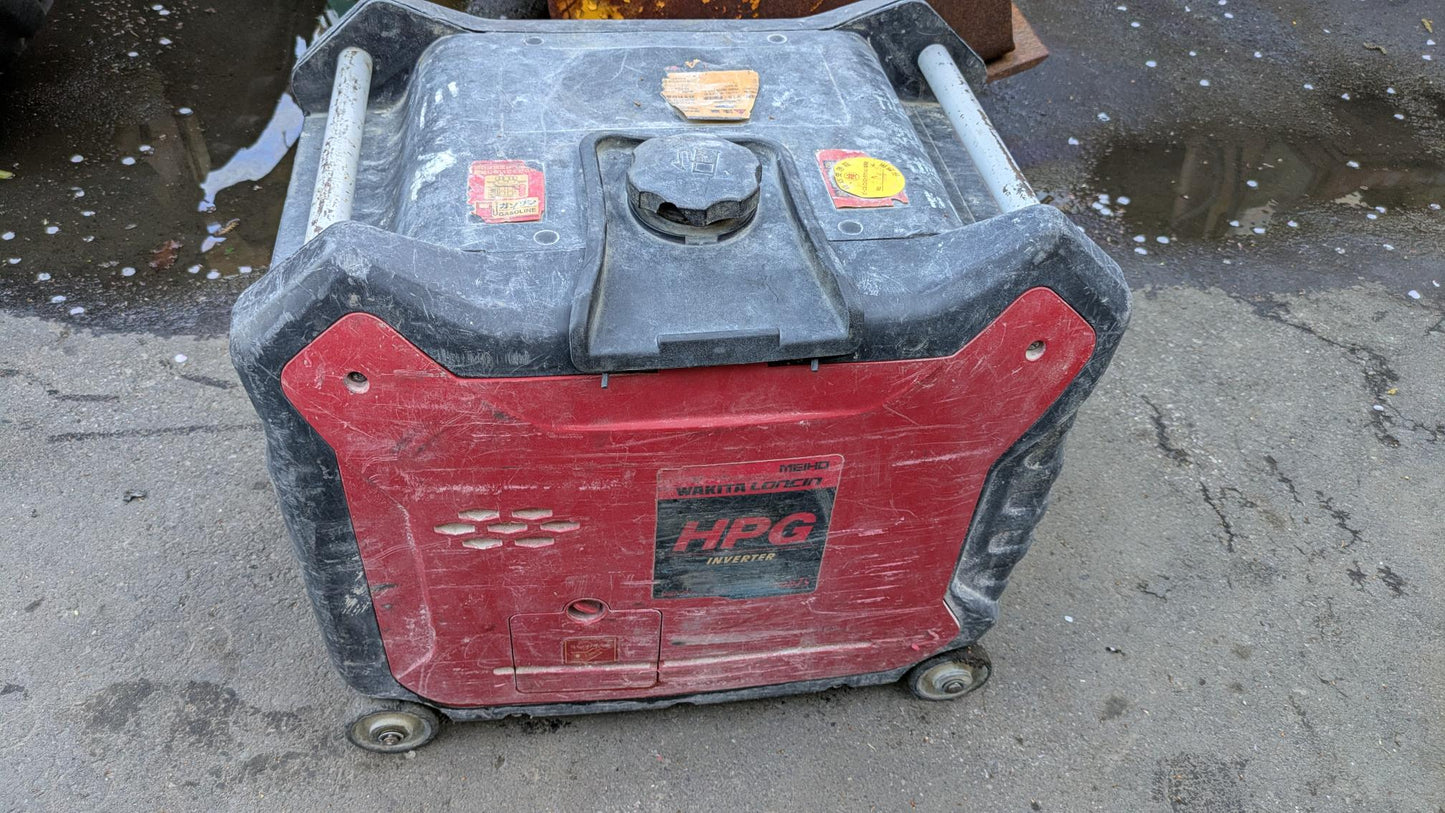 発電機　WAKITA　HPG3000is　50/60Hz 切替式　100V【動作確認済み】（中古）