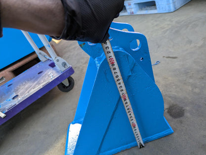 バケット　油圧ショベル　コマツ　アーム幅：90mm　ピン径：31.0mm　PC03-2Fから取り外し　（中古）