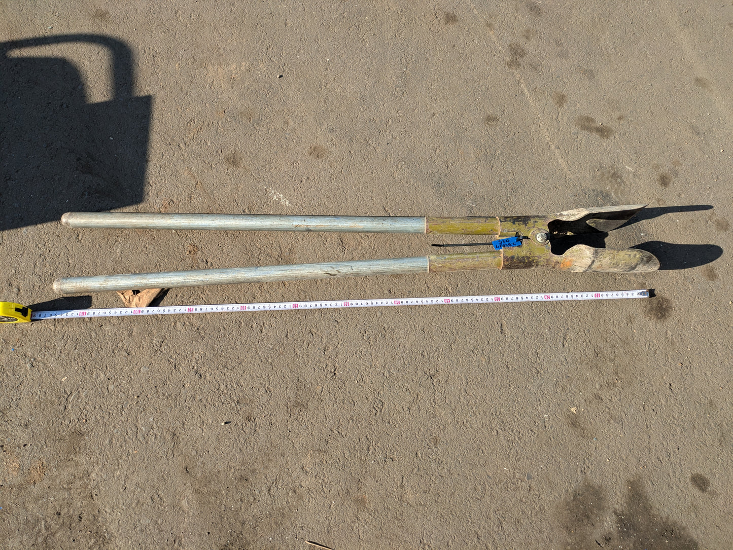 ホールディガー　穴掘り　長さ:1150㎜　（中古）