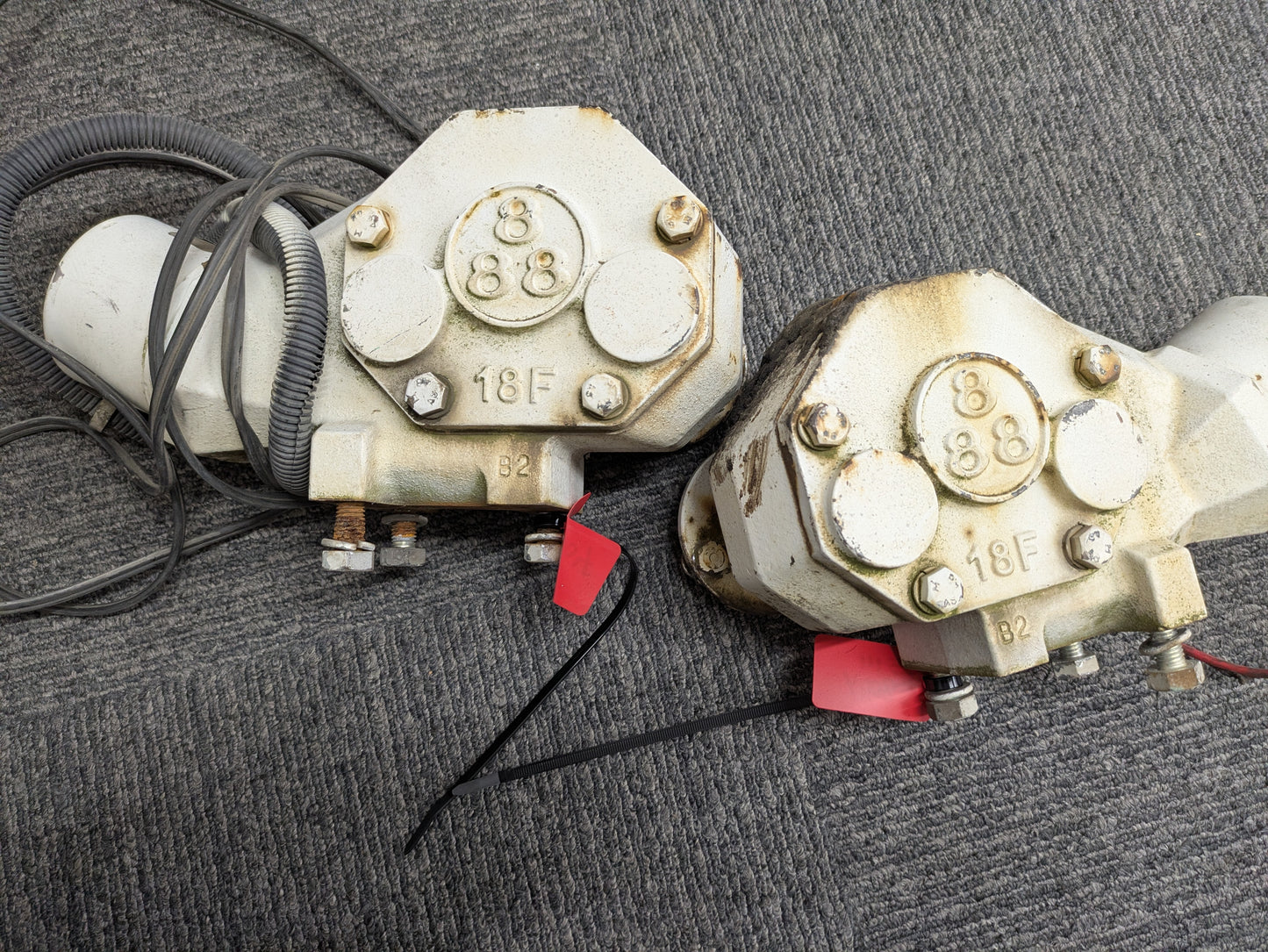 コボレーンモーター 田村 18F 左右セット（中古）