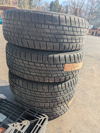 タイヤ　スタッドレス　4本　グッドイヤー　ICE NAVI ZEA II　215/60R16  95Q（中古）