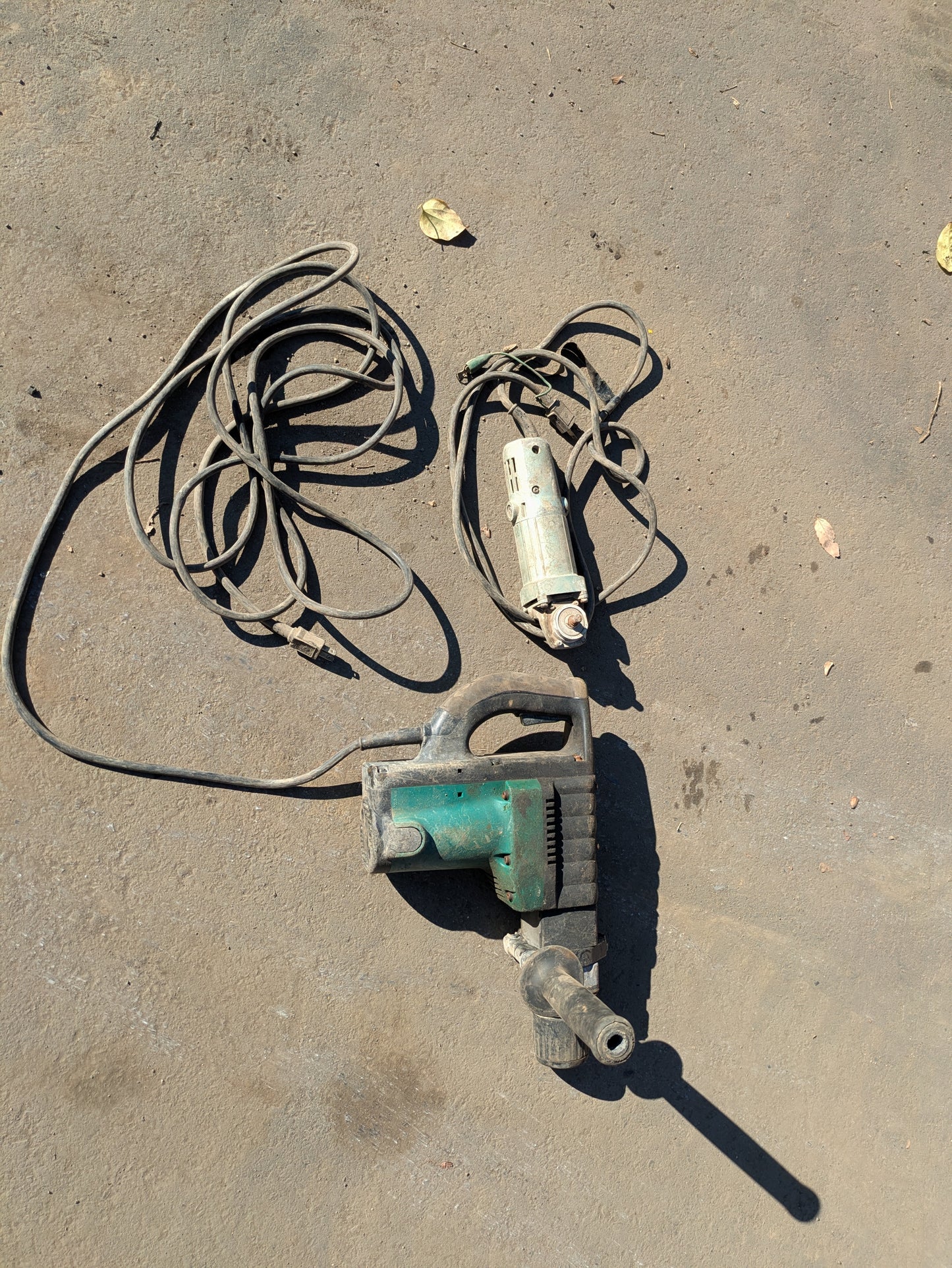 電動ドリル　ハンマドリル 　日立工機（HITACHI）DH40SA 40mm 100V 1050W（中古）