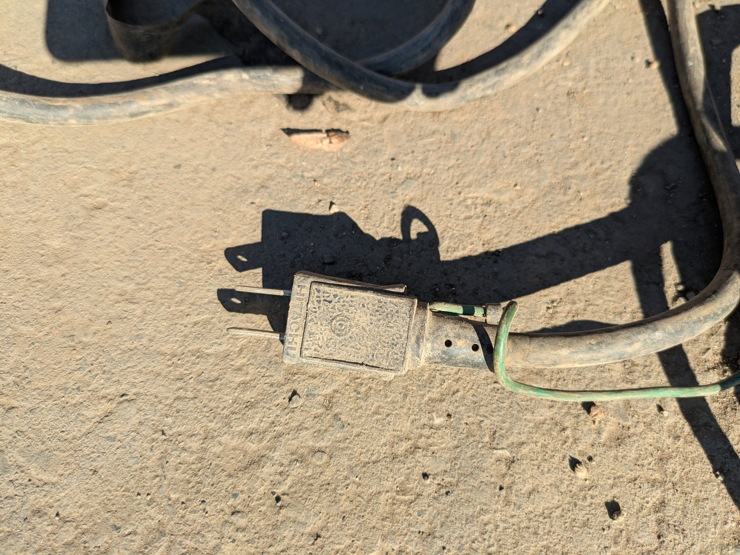 電動ドリル　ハンマドリル 　日立工機（HITACHI）DH40SA 40mm 100V 1050W（中古）