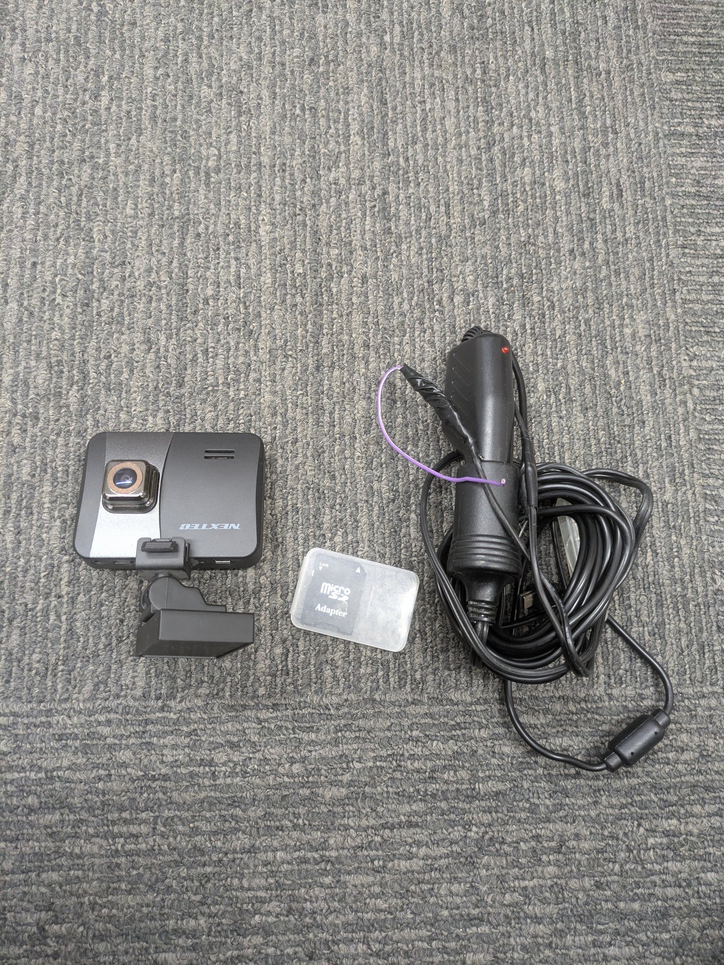 ドライブレコーダー　NEXTECネクステック NX-DR200S【動作確認済】（中古）