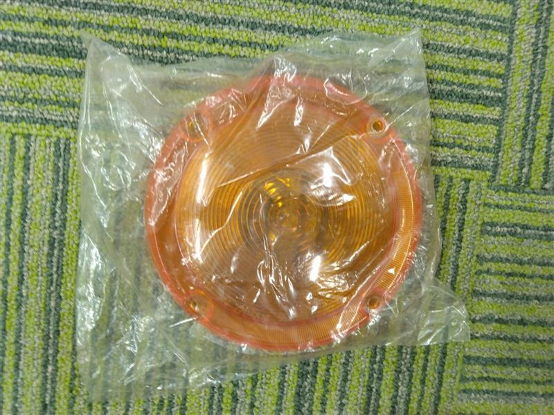 テールレンズ　千代田　いすゞ エルフ用　丸形（中古）