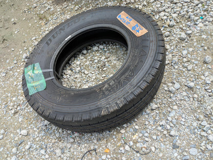 タイヤ　ノマールタイヤ　DUNLOP　195/85R16 114/112L LT（中古）