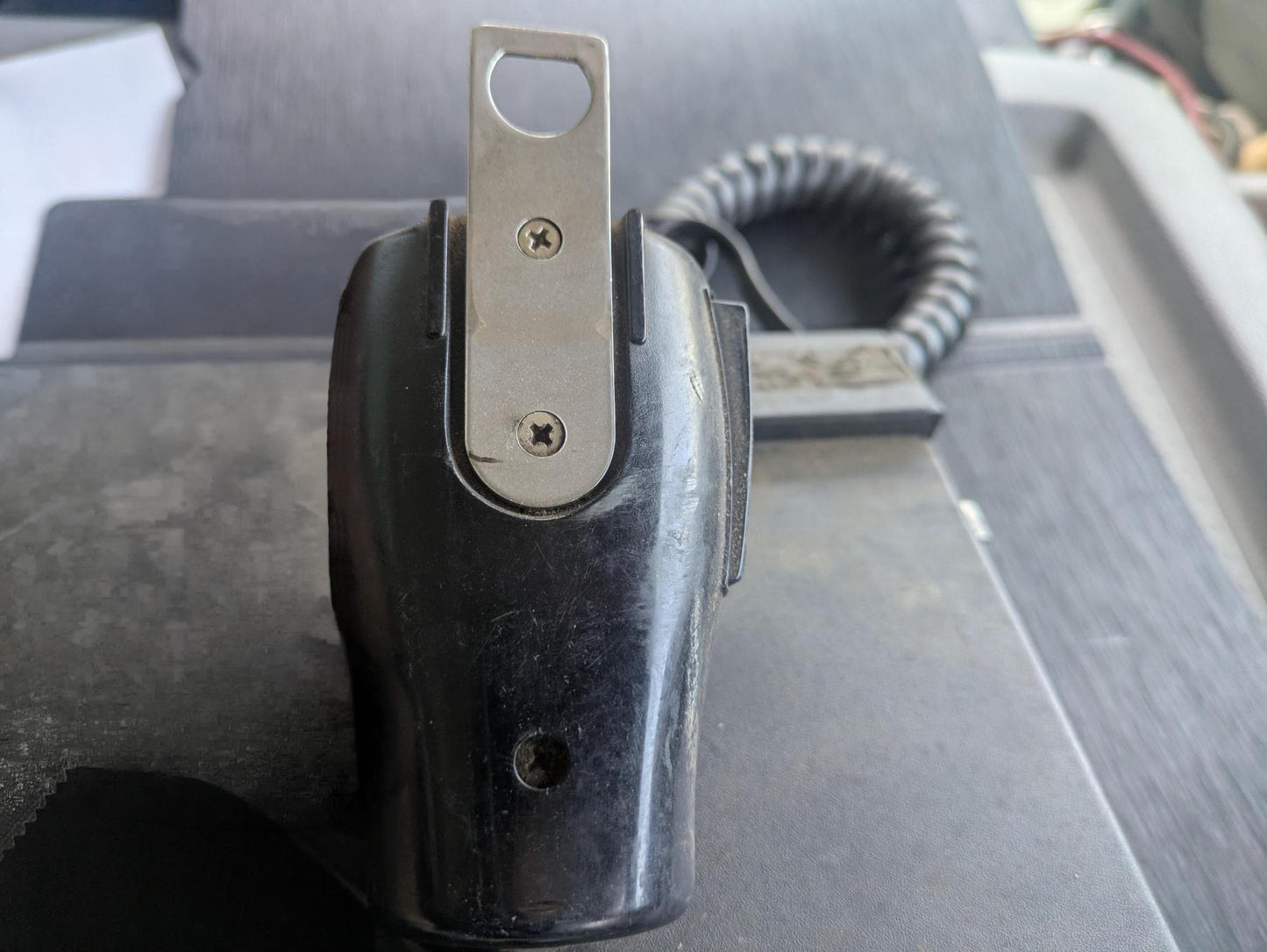 無線機　業務用　三菱　FM-67　マイク付き（中古）