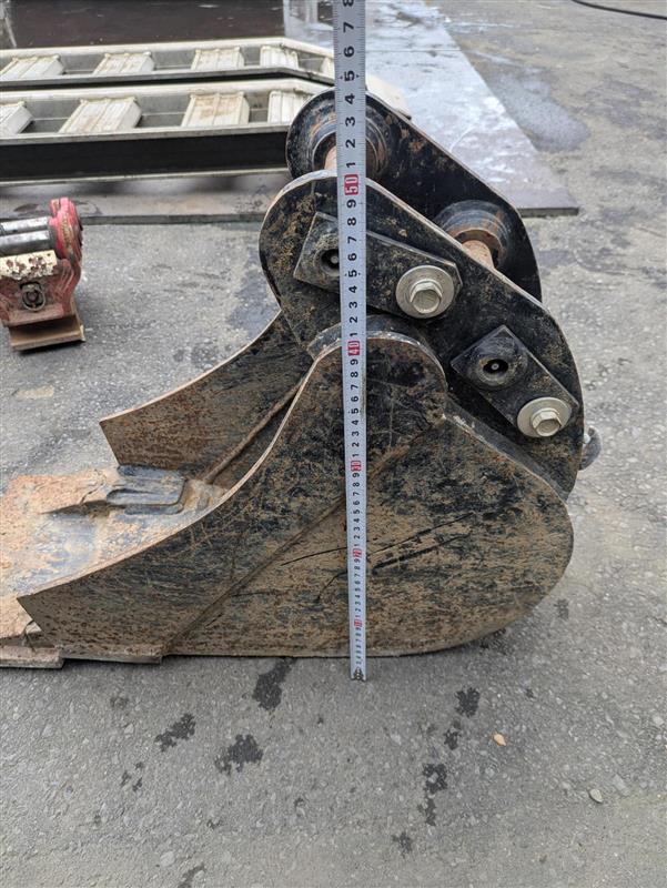f9e20adf-8eaf-40cf-b8e5-347b711d4e1c.jpg